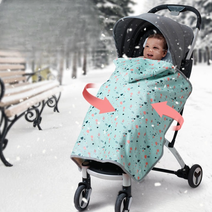 Stroller windproof blanket baby carriage cover blanket autumn and winter outing warm cloak blanket baby blanket small quilt
