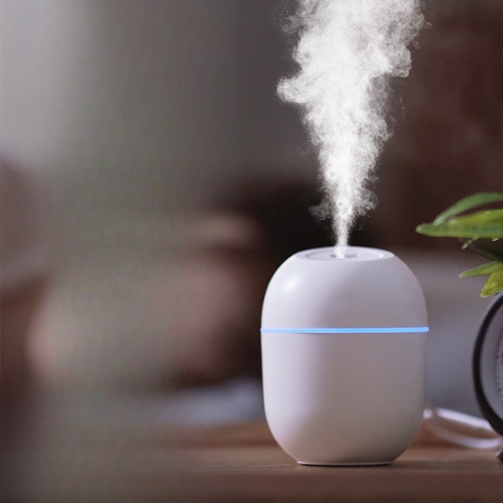 Ultrasonic air purification and hydration mini humidifier for household vehicles with large amount of fog manufacturers wholesale gifts with logo