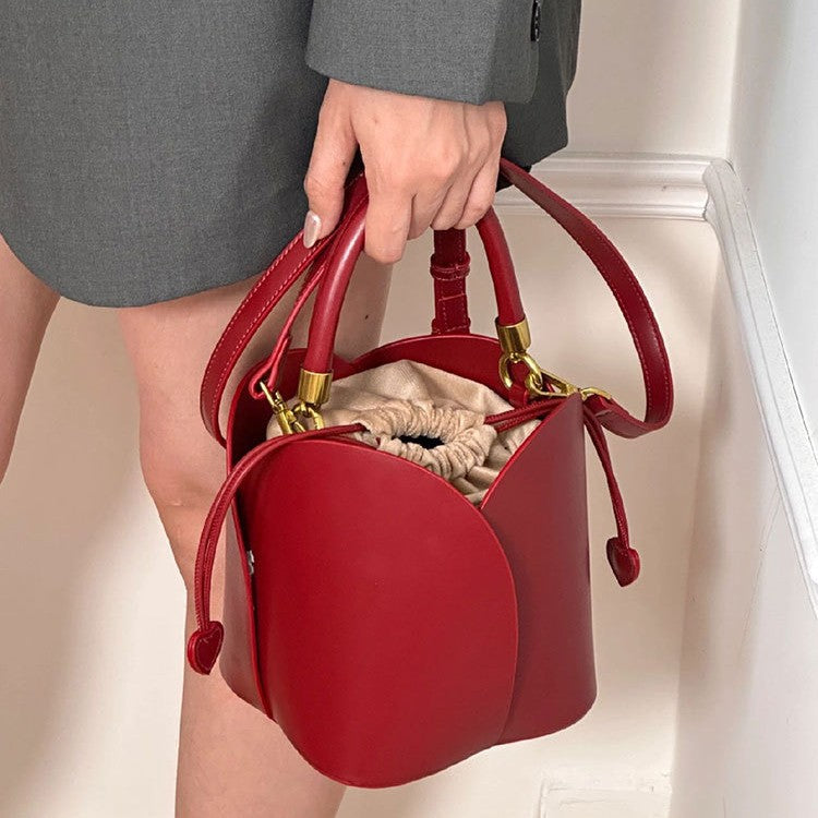 This year's popular red bridal petal portable bucket bag ladies 2025 new vegetable basket crossbody bag wedding bag