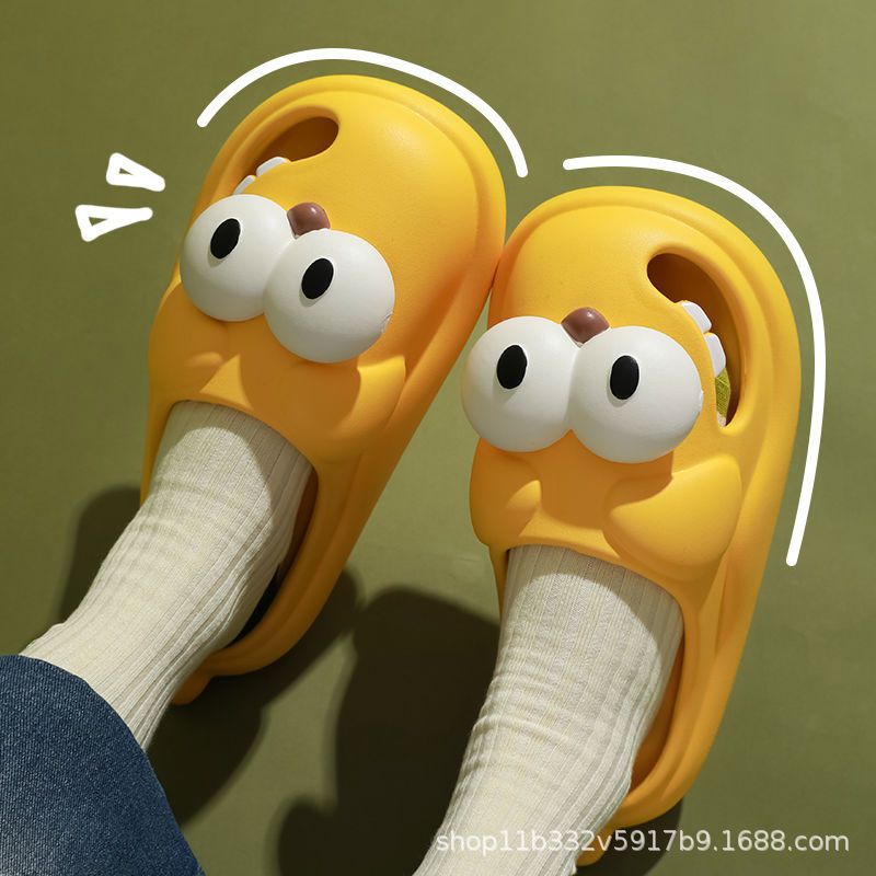 Big-eyed dog cartoon cute women's summer indoor and outdoor wear non-slip thick sole stepping shit feeling fashionable closed toe hole shoes wholesale