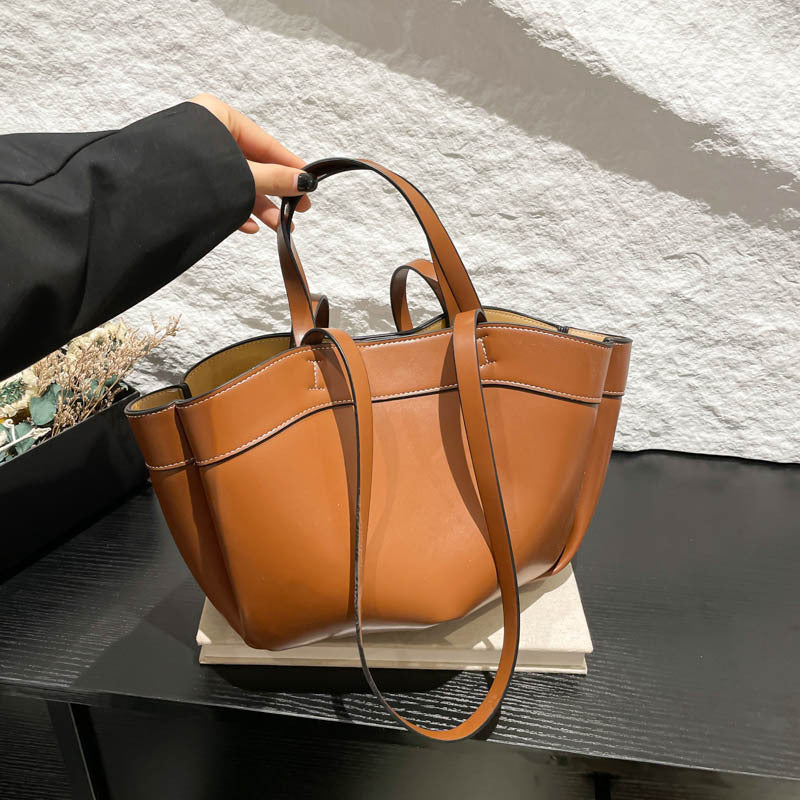 High-end women's bag, one-shoulder handbag, tote bag, 2025 spring fashion casual all-match large-capacity commuter underarm bag