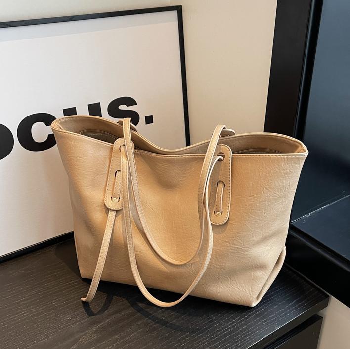 Popular soft-surface large-capacity bag for women new retro simple versatile shoulder bag tote bag for work commuting