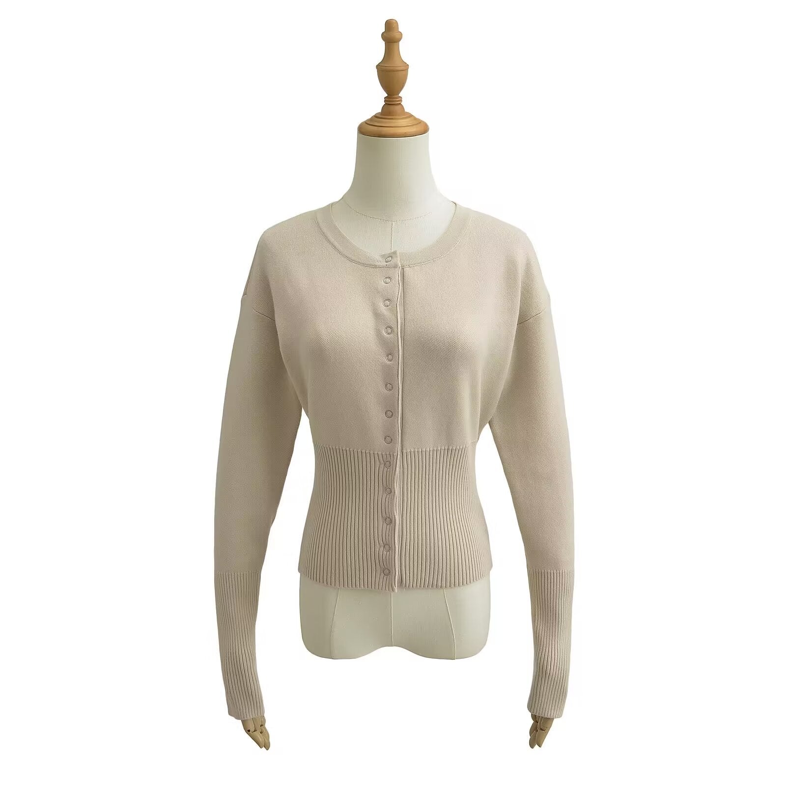 European and American high waist women's round neck single breasted knitted sweater female niche design short top with thin sweater trend