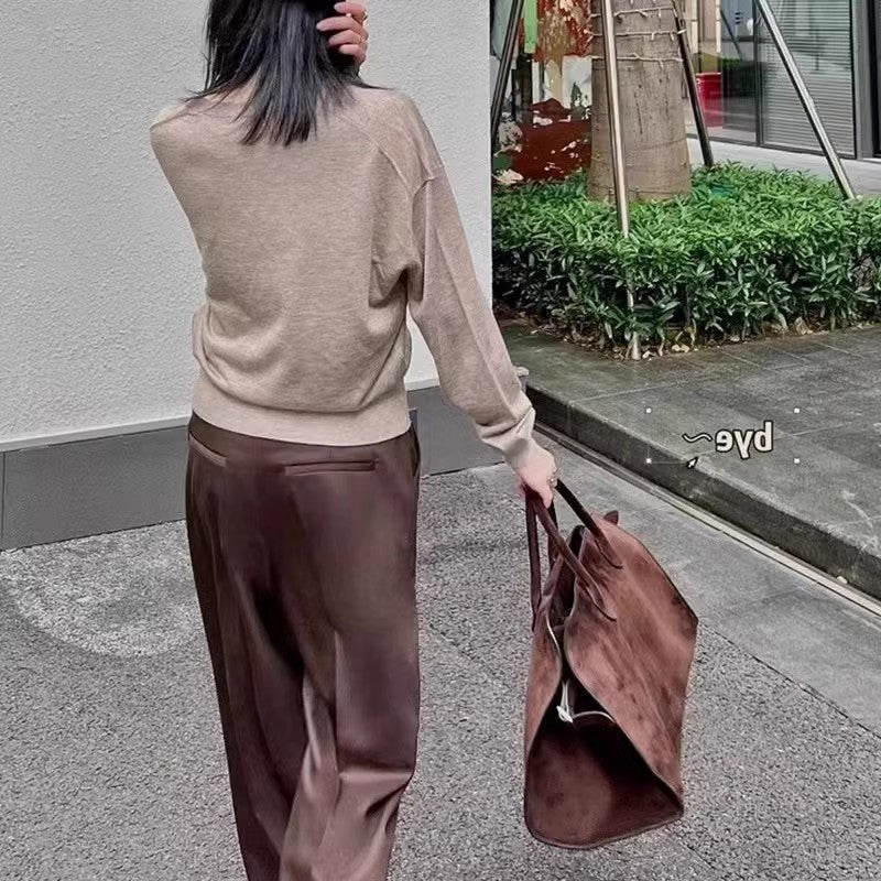 Tote bag women's 2025 new spring and summer high-end niche design large-capacity commuter retro suede handbag