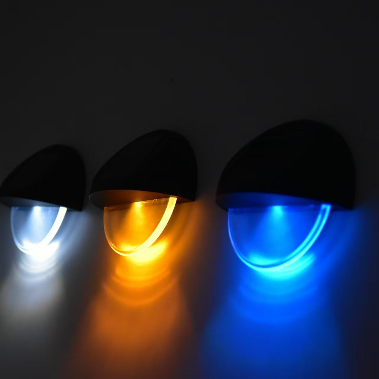 Hot selling solar step lights, waterproof garden lights, decorative wall lights, railings, staircase lights, source factory