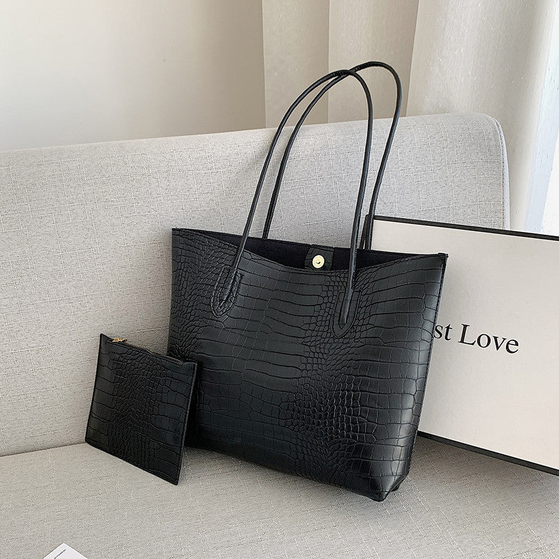 High-quality bag for women autumn and winter new trendy Internet celebrity tote bag for college students to go to class, one shoulder and underarm with large capacity