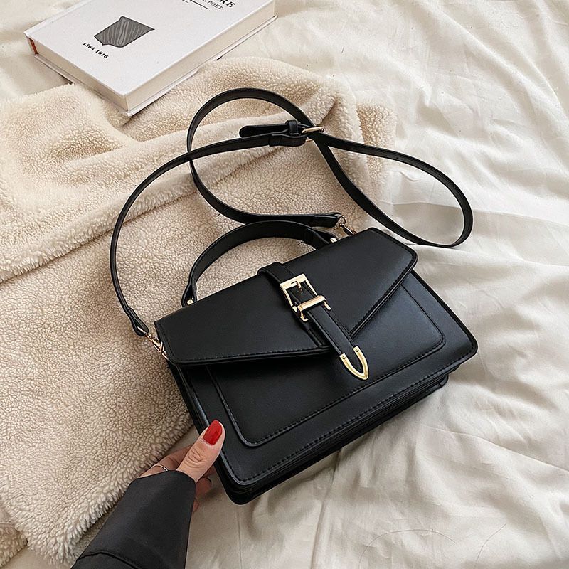 Niche design 2025 new winter trend fashion shoulder bag simple casual handbag small square bag messenger bag