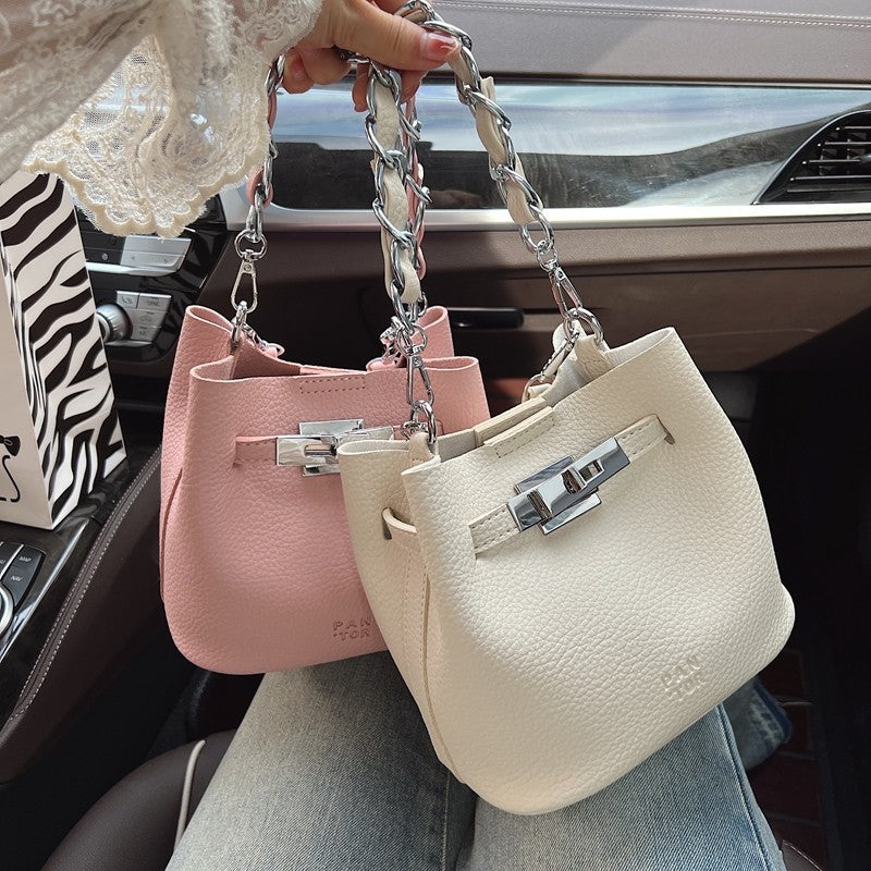 Spring and summer all-match underarm bag women 2025 new fashion crossbody bag high-quality texture commuter bucket bag plus small bag