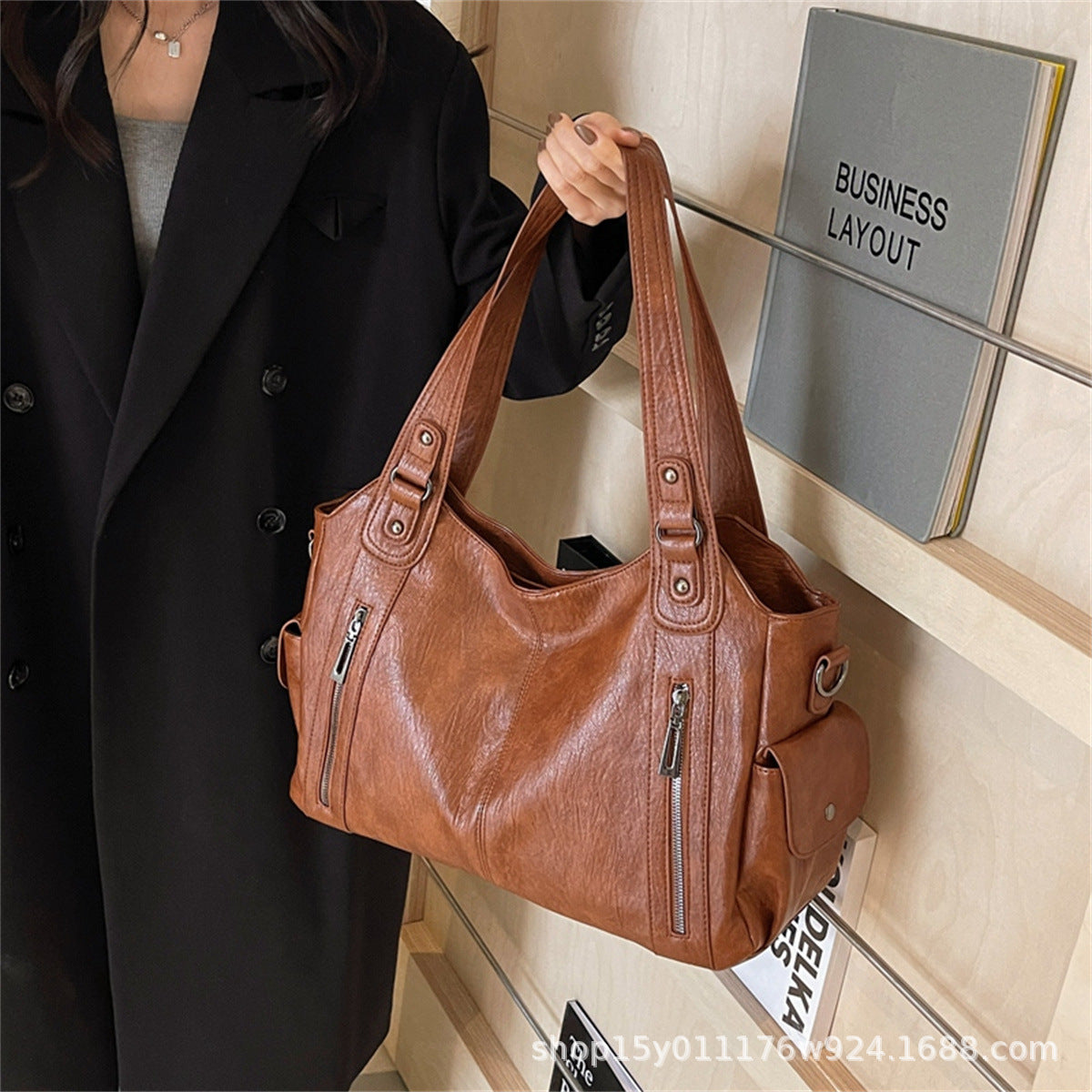 Large capacity retro tote bag women new fashion texture work commuter bag short distance travel messenger bag