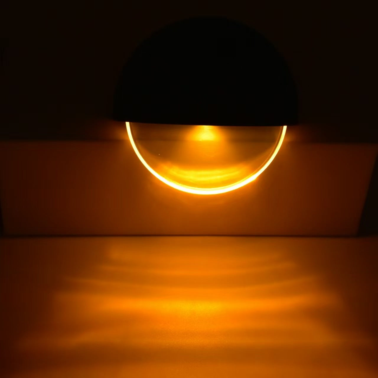 Hot selling solar step lights, waterproof garden lights, decorative wall lights, railings, staircase lights, source factory