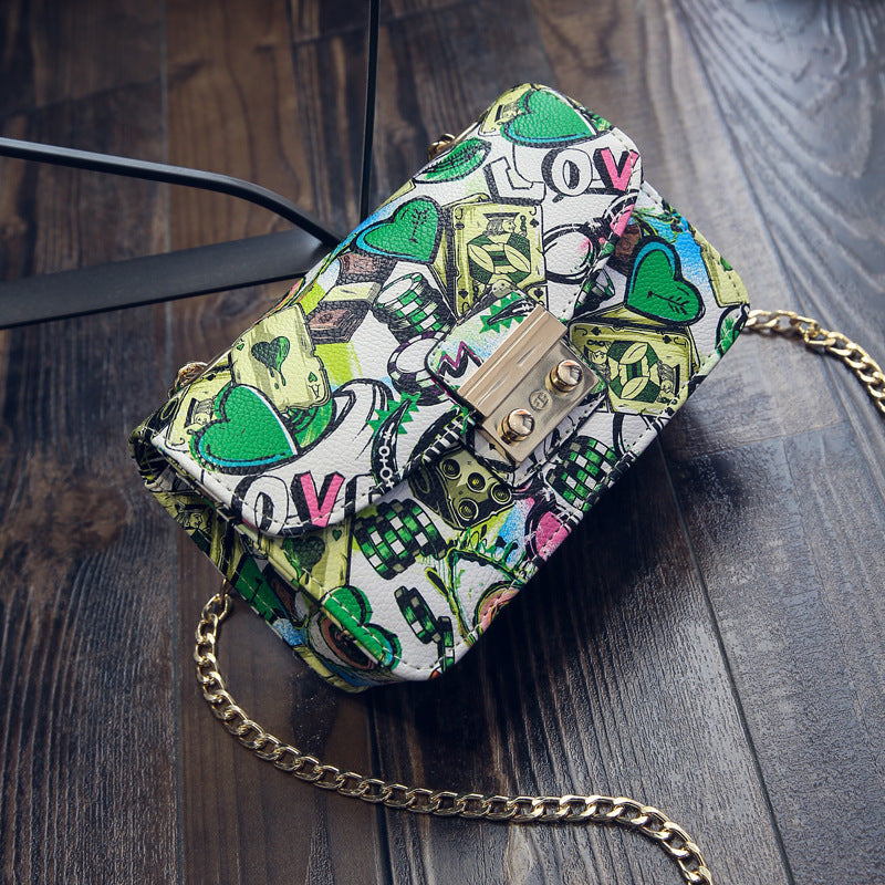 New fashion printed small square bag graffiti women's bag Korean style chain small bag lock crossbody shoulder bag wholesale
