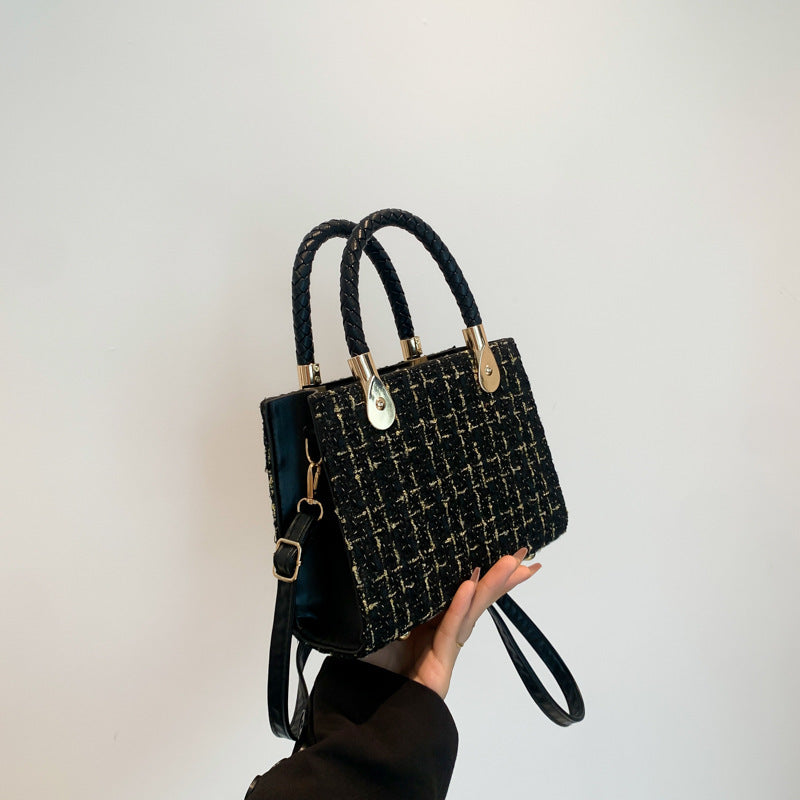 This year's popular bags women's bags summer new fashion Korean style aesthetic texture shoulder crossbody small square bag