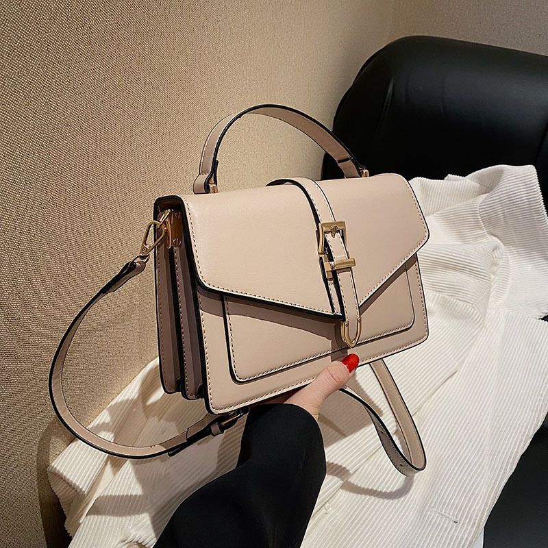 Niche design 2025 new winter trend fashion shoulder bag simple casual handbag small square bag messenger bag