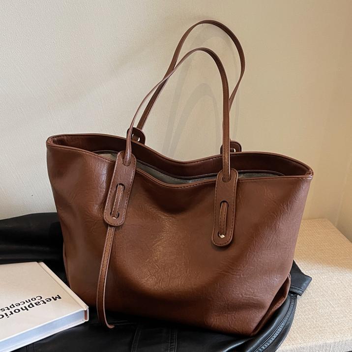 Popular soft-surface large-capacity bag for women new retro simple versatile shoulder bag tote bag for work commuting