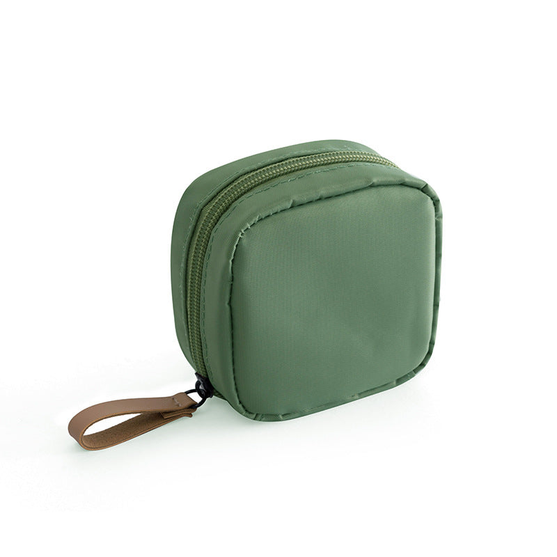 Makeup storage bag Mini portable waterproof cosmetic bag Korean simple female portable makeup lipstick bag