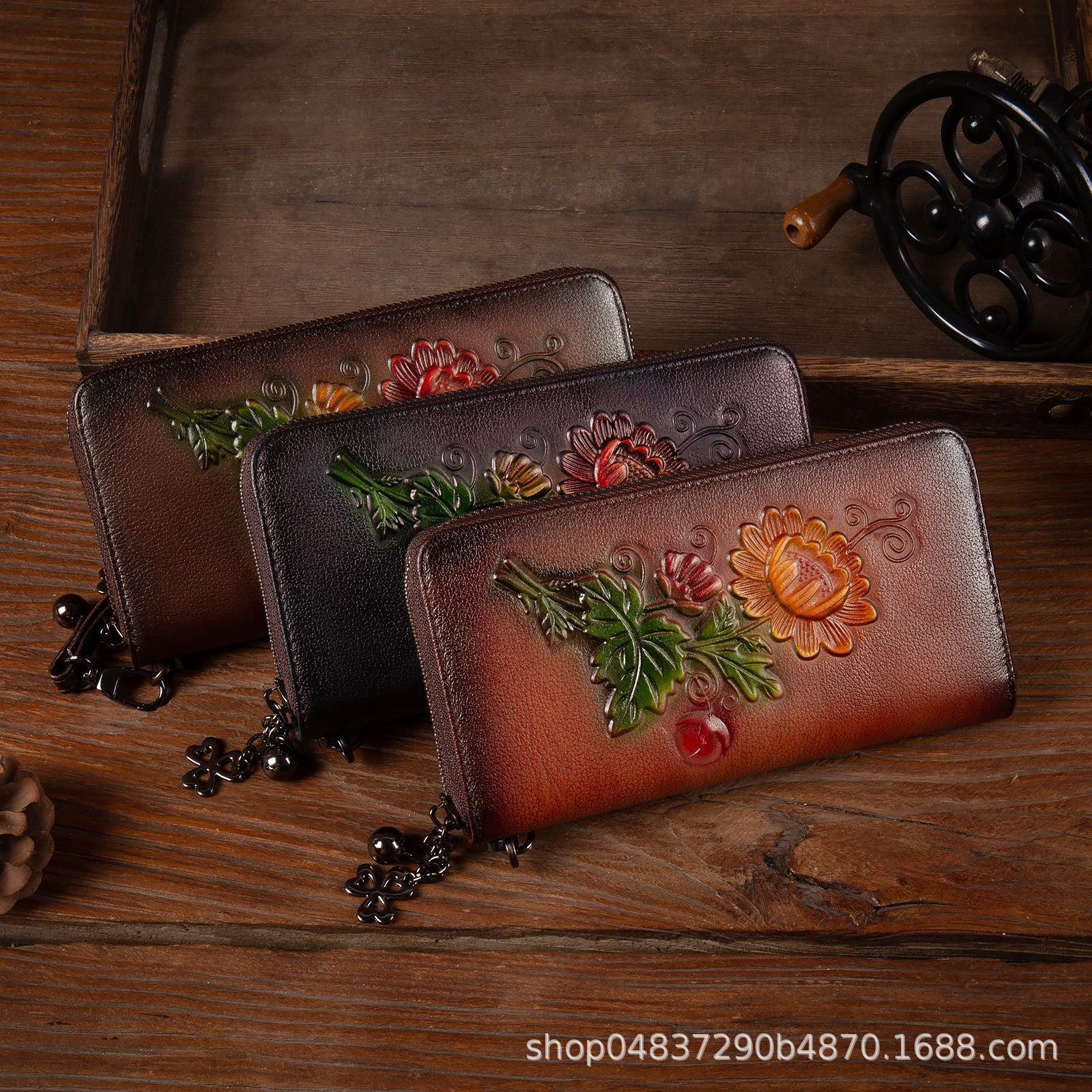 Genuine leather women's wallets coin purses vintage embossed rubbed color wallets for women long wallets zipper bag clutch