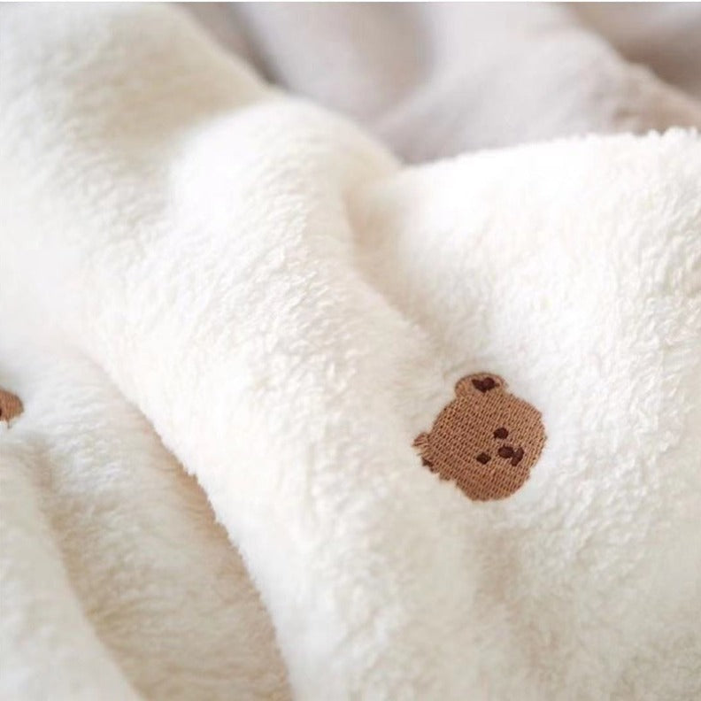 Korean Ins style new baby blanket hug blanket baby going out blanket children embroidery autumn and winter nap blanket