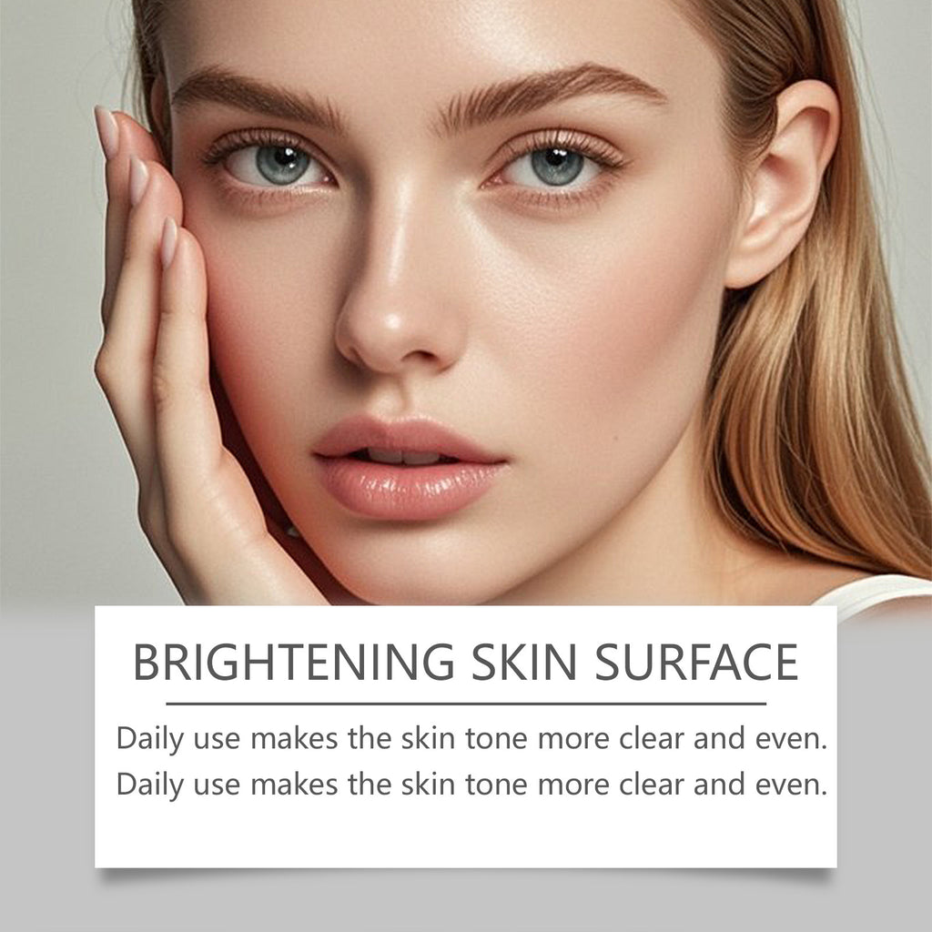 Retinol serum deeply moisturizes and brightens the face, balancing water and oil, refining pores and nourishing the skin for smoothness.