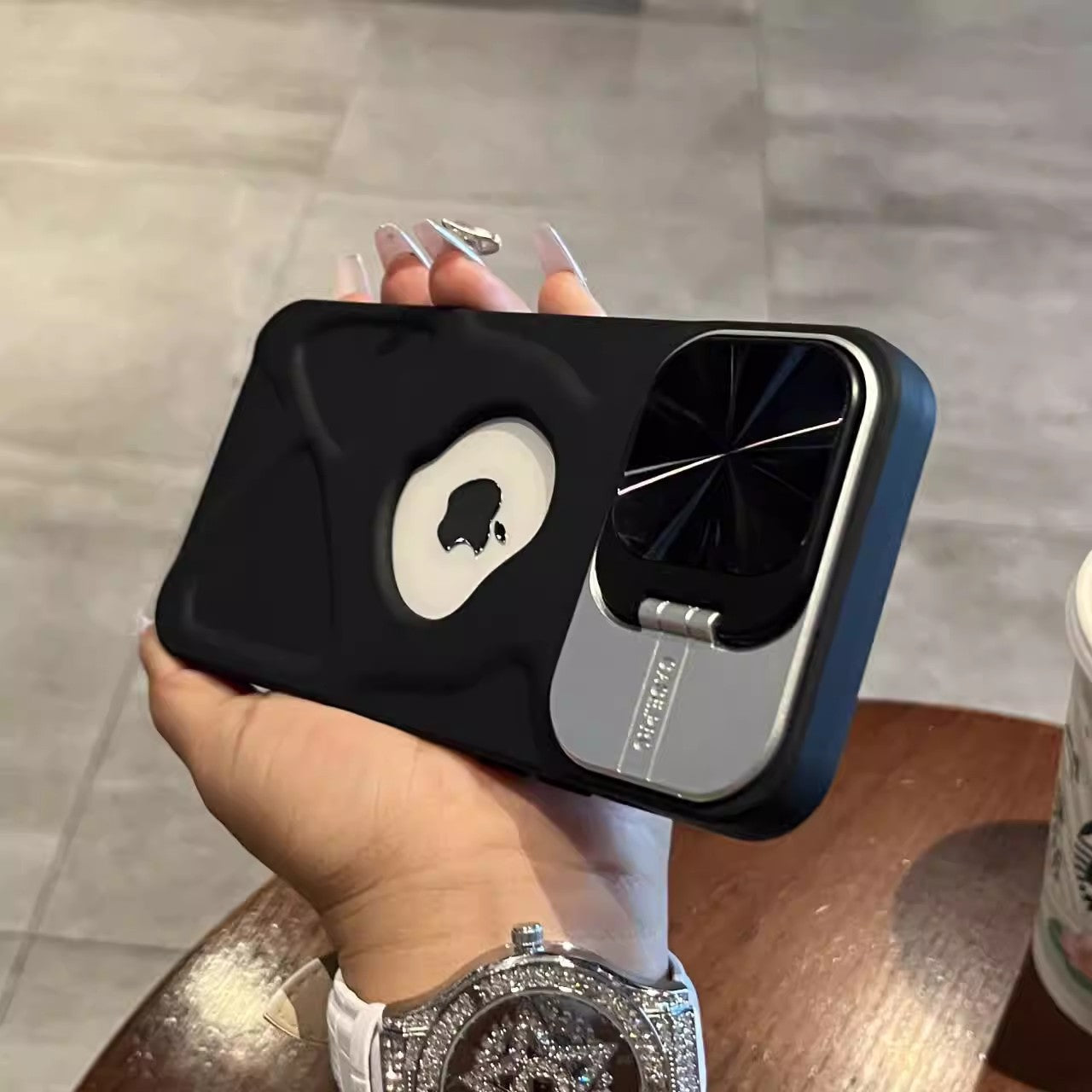 Missing label magnetic suction suitable for iPhone16promax lens bracket mobile phone case Apple 14 solid color 13 skin feeling couple
