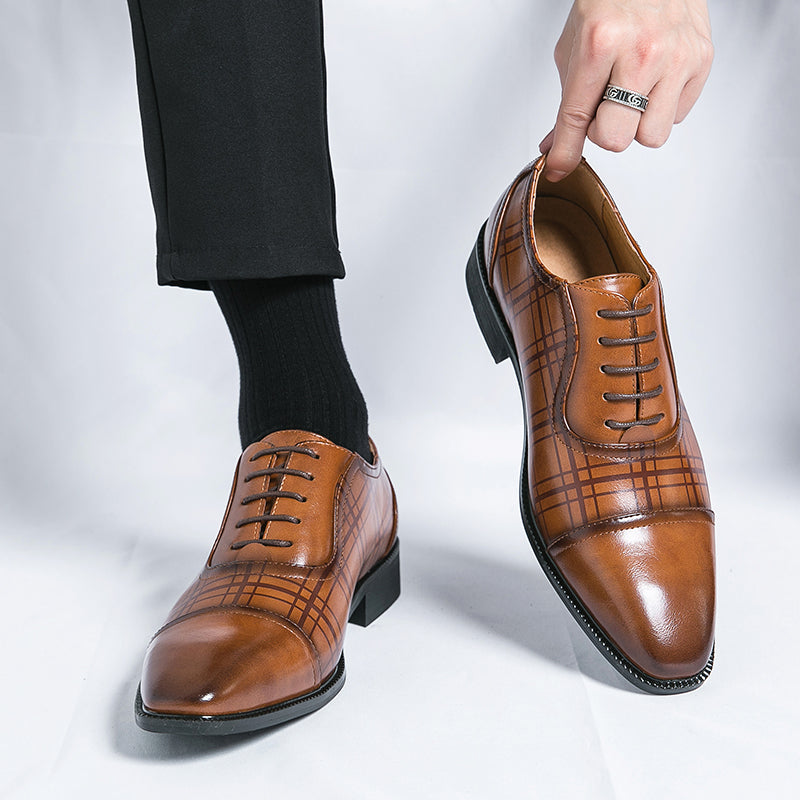 European and American British style brogues men's business genuine leather color matching carved Oxford shoes men's wedding pointed toe groom shoes