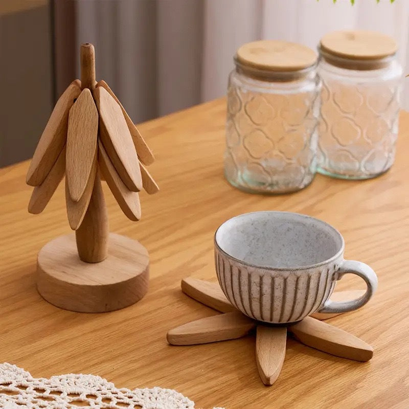 A tree wood insulation coaster creative irregular shaped table mat anti-scalding heat-resistant insulation pad solid wood table mat