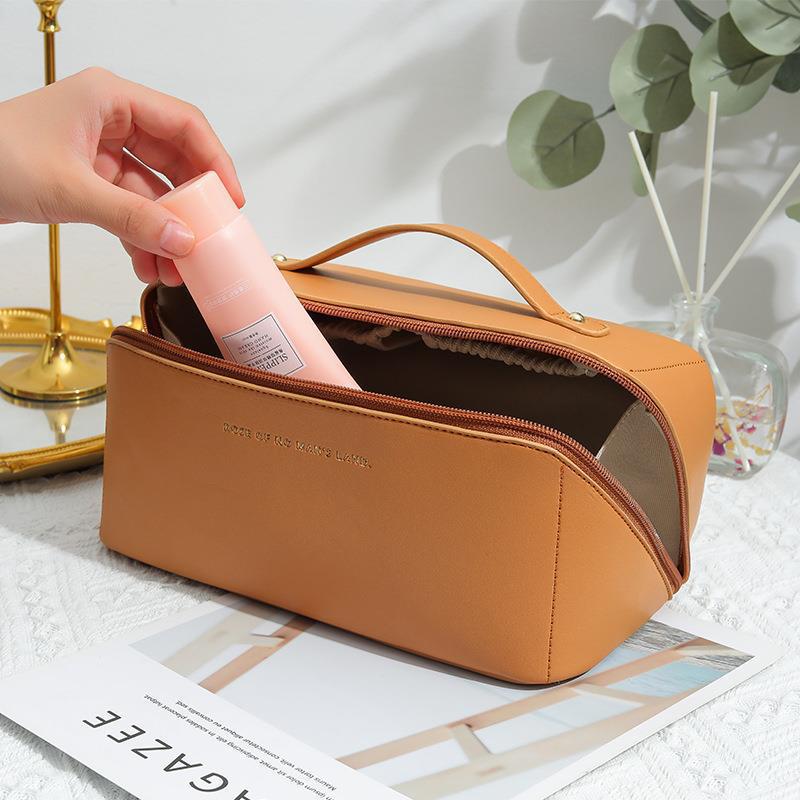 Cosmetic bag for women with large capacity and portable ins high-end internet celebrity new style super hot travel product washing storage bag