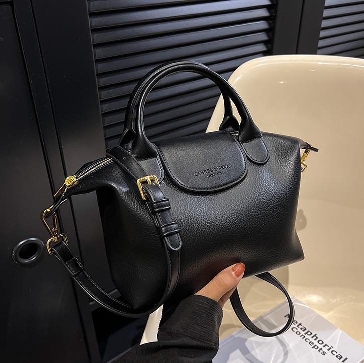 Cross-border contrast color dumpling bag ladies 2025 new casual versatile shoulder bag high-end hand-held commuter messenger bag