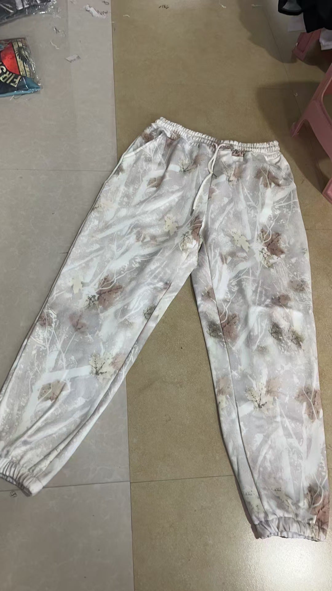 Leaf camouflage 3D printed flared casual pants men's loose sports outdoor camouflage wide-leg trousers American street style
