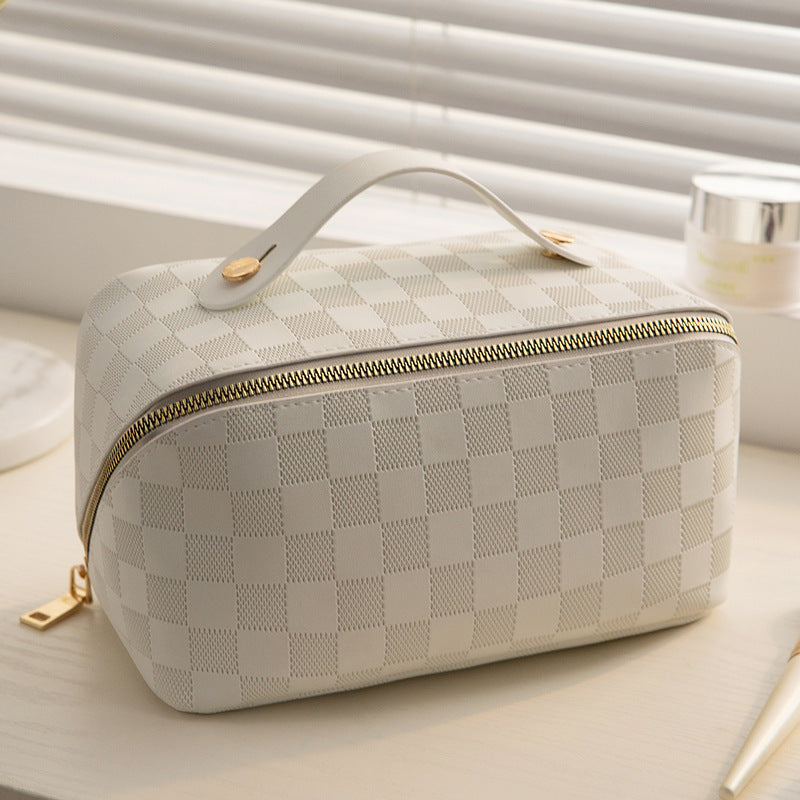Checkered pillow cosmetic bag for women High-value portable large-capacity waterproof toiletry bag travel cosmetic storage bag