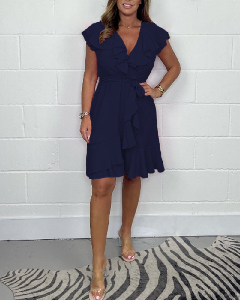 2025 European and American women's summer new V-neck waist skirt ruffled solid color dress female