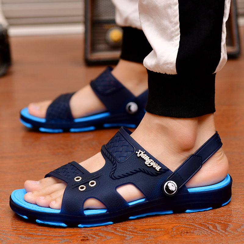 Men's sandals, slippers, men's summer new flip flops, men's bathroom non-slip sandals, hole shoes, beach shoes
