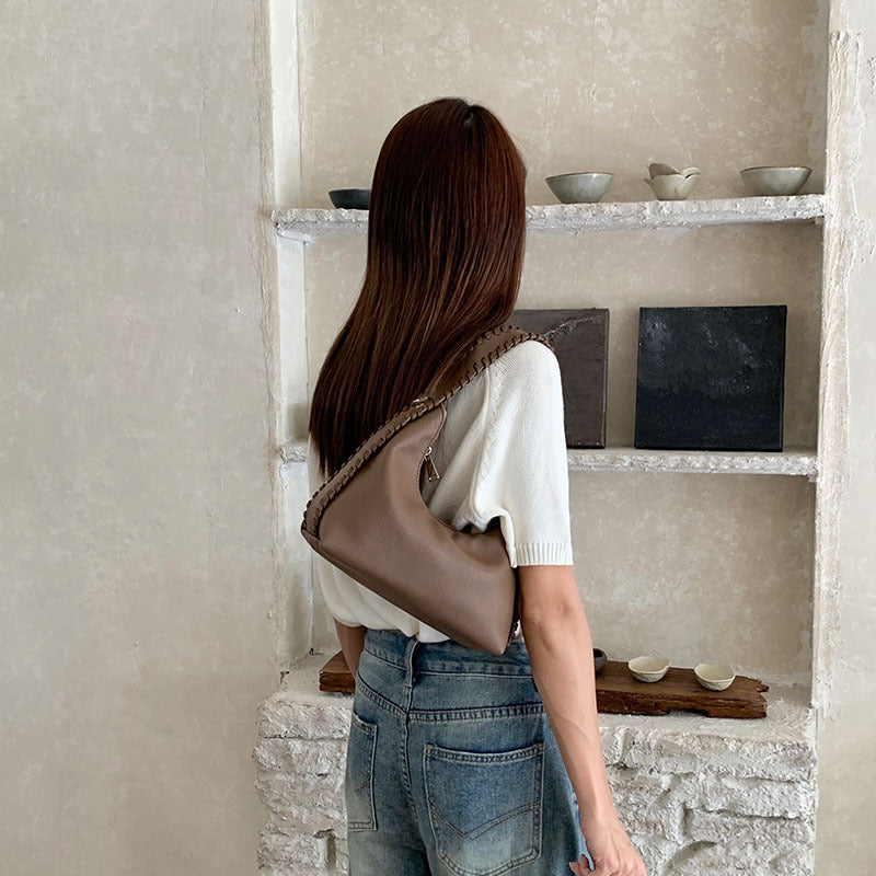 High-quality texture fashion crescent armpit bag women new style all-match simple trend portable shoulder messenger bag