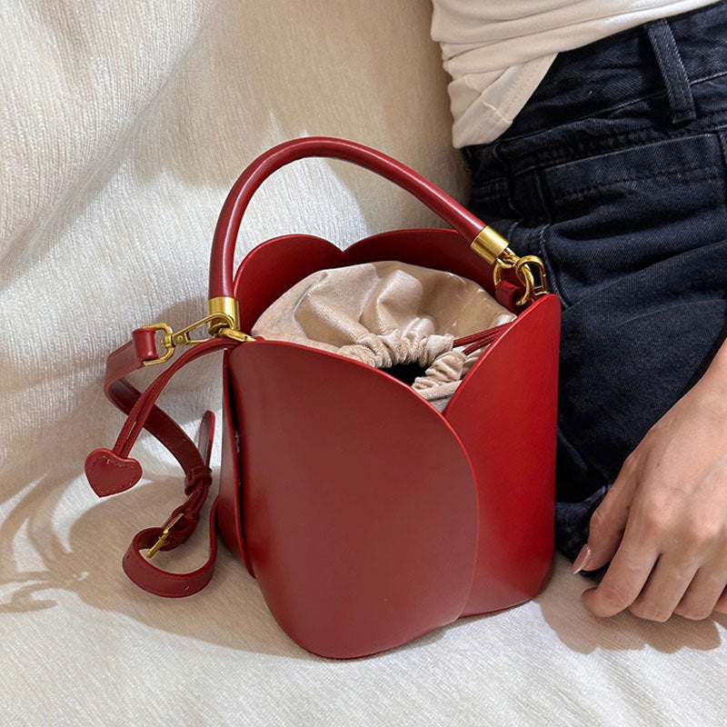 This year's popular red bridal petal portable bucket bag ladies 2025 new vegetable basket crossbody bag wedding bag