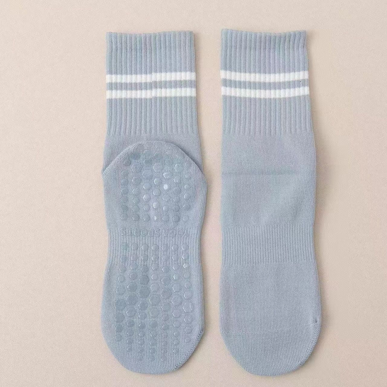 Yoga non-slip socks women's dance trampoline Pilates fitness mid-tube socks indoor shock-absorbing sports yoga socks