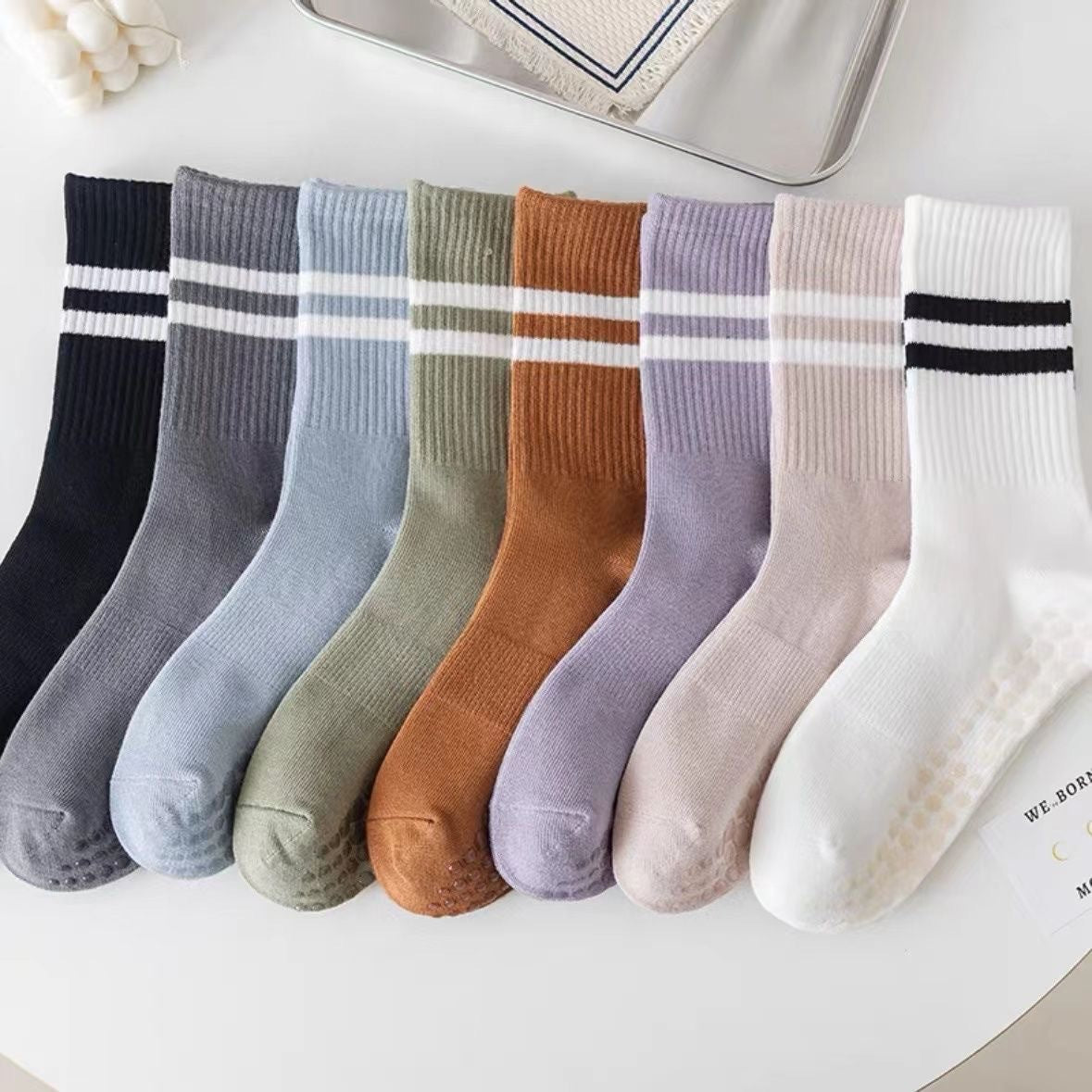 Yoga non-slip socks women's dance trampoline Pilates fitness mid-tube socks indoor shock-absorbing sports yoga socks