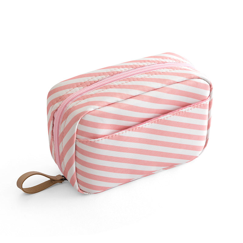 Makeup storage bag Mini portable waterproof cosmetic bag Korean simple female portable makeup lipstick bag