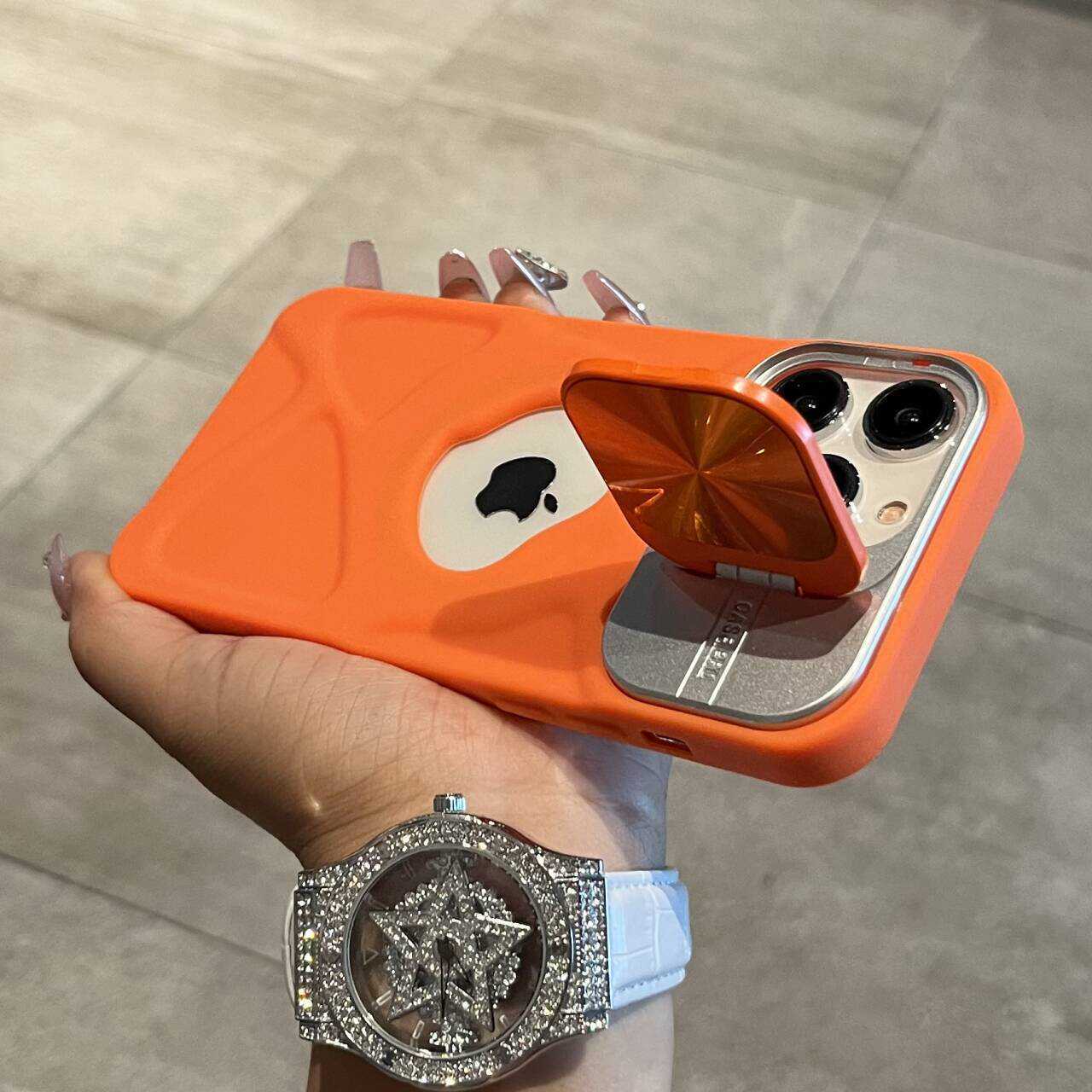 Missing label magnetic suction suitable for iPhone16promax lens bracket mobile phone case Apple 14 solid color 13 skin feeling couple