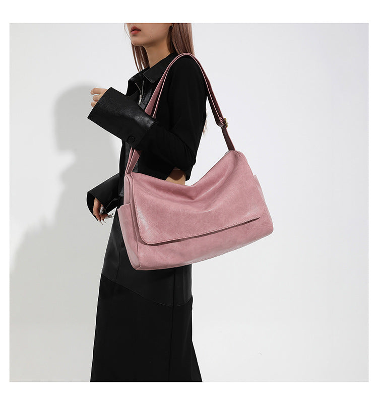 Cross-border bags2025 new retro versatile large capacity lightweight soft leather shoulder messenger bag commuter messenger women's bag