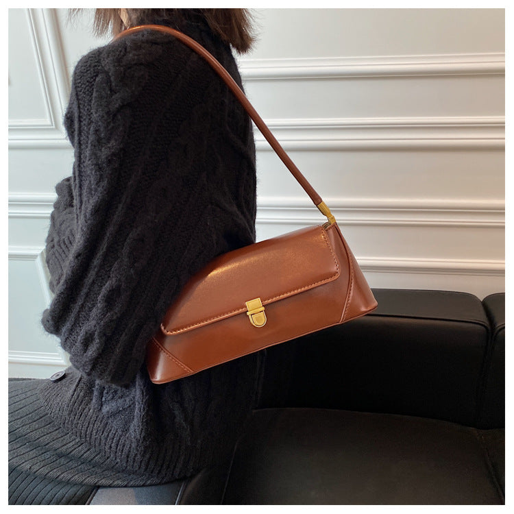 Retro high-end texture underarm bag women's bag 2025 new French niche shoulder bag versatile fashion baguette bag