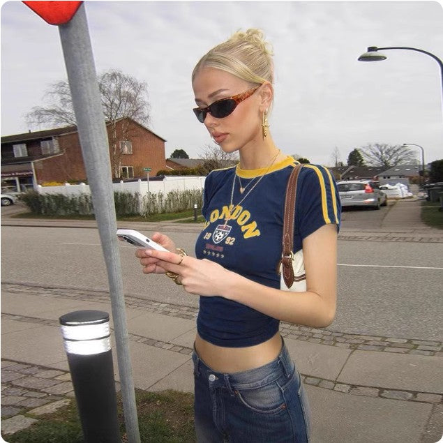 Y2K American-style hot girl lettering American retro sports tight-fitting short-sleeved ball gown top embroidered drop-shoulder T-shirt slim fit